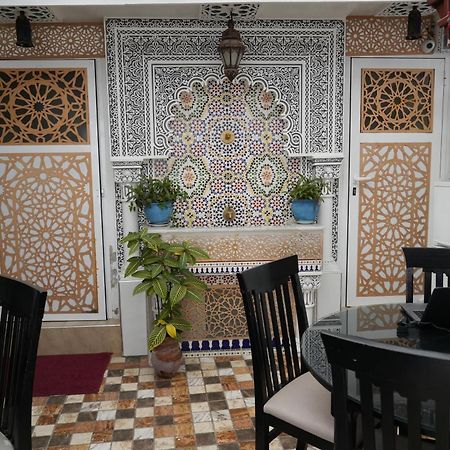 Dar Essaki 1886 Hotel Танжер Екстериор снимка
