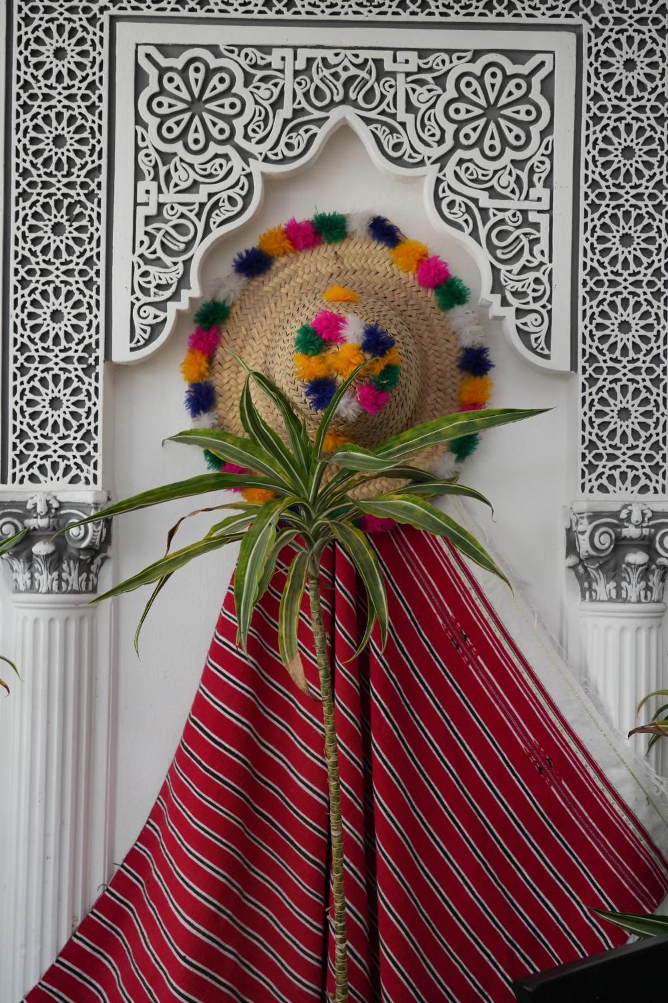 Dar Essaki 1886 Hotel Танжер Екстериор снимка
