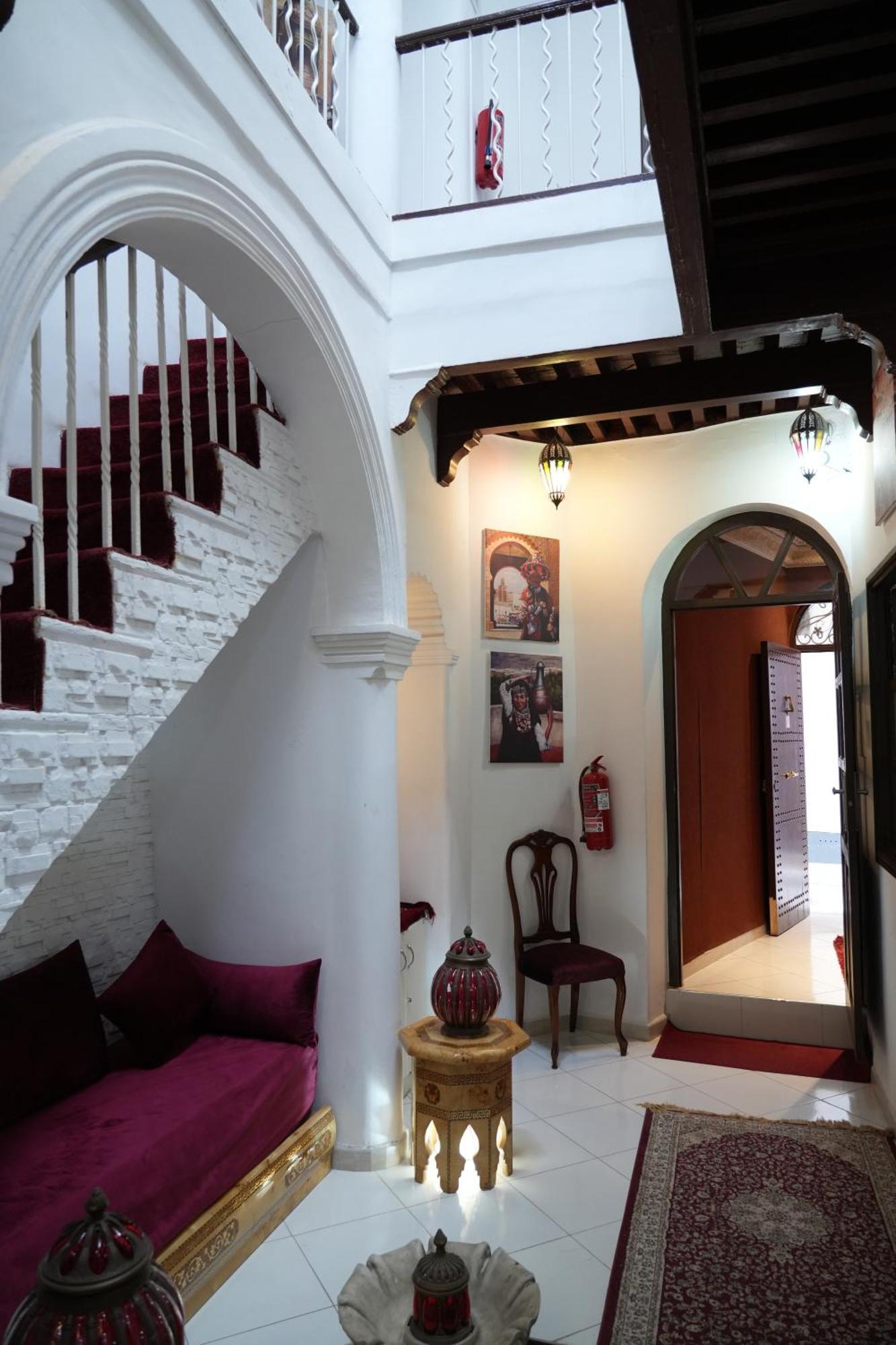 Dar Essaki 1886 Hotel Танжер Екстериор снимка